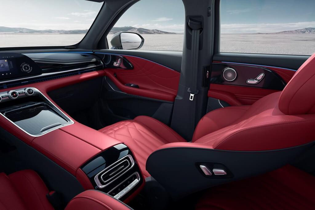 Omoda9 - Dizajn interiéru